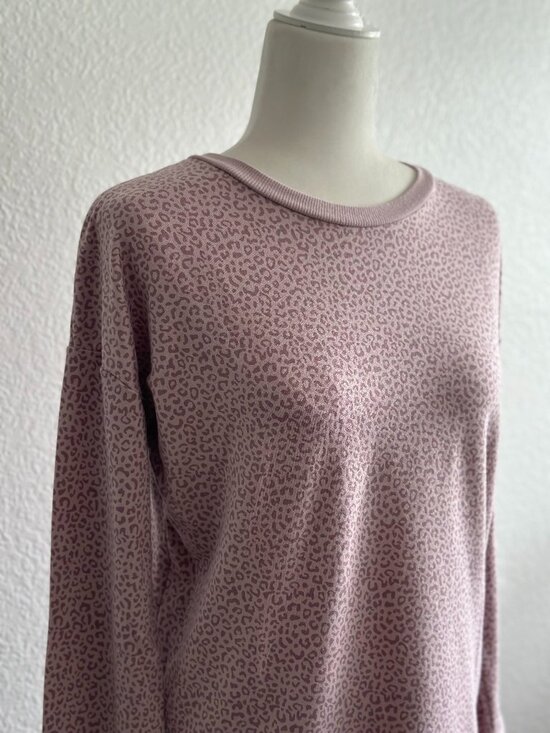 Mondetta Sweaters - Mondetta Pink Leopard Print Sweatshirt Small Athleisure Crewneck Soft Cozy Top